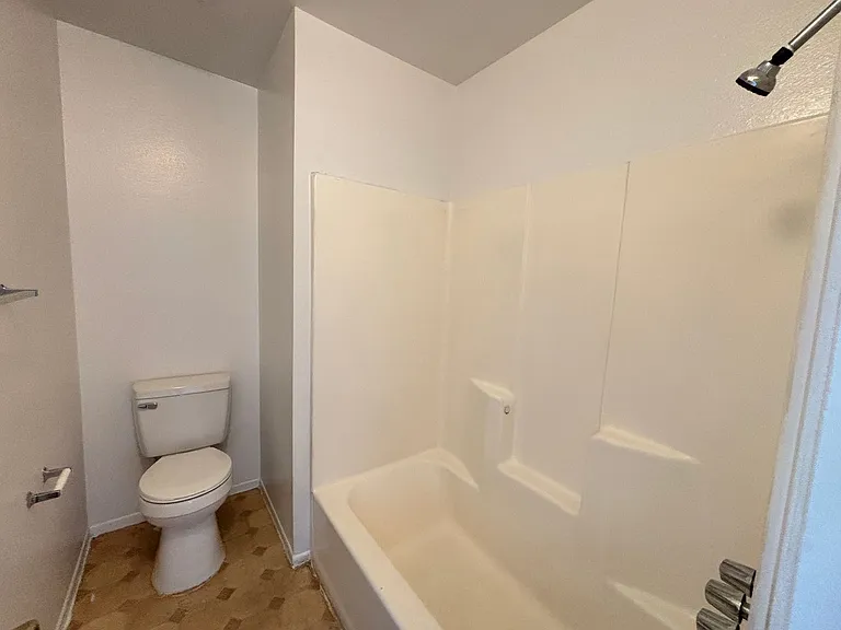 38729 11th St E #3 — Photo 31