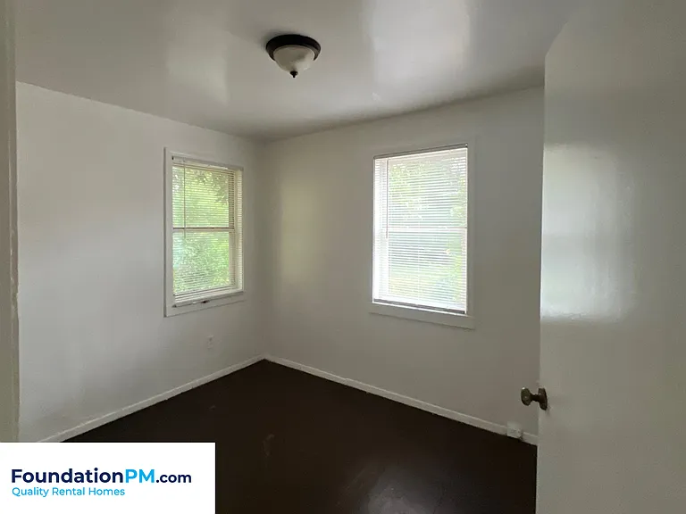 1277 Airways Blvd #2 — Photo 12