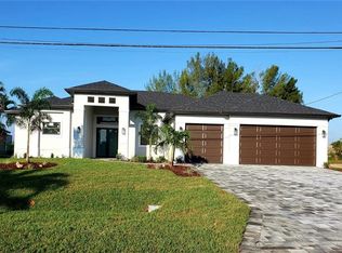 3310 SW 11th Pl, Cape Coral, FL 33914