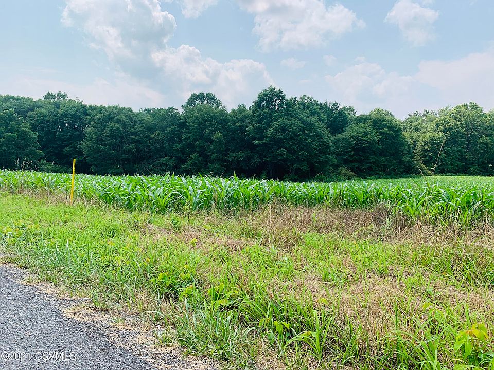 2nd image of Kratzer Rd