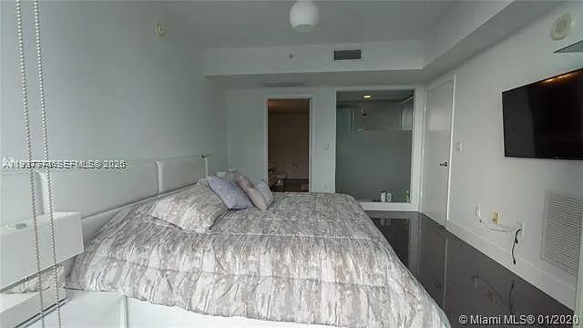 92 SW 3rd St #1802 — Photo 13