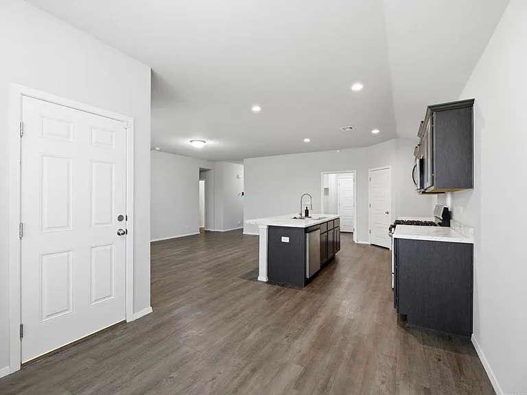 11543 S 277th East Ave — Photo 6