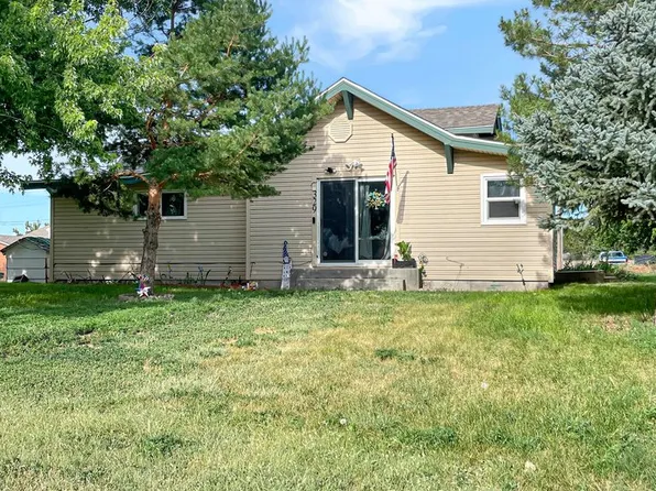 329 S Wynona Ave, Holyoke, CO 80734