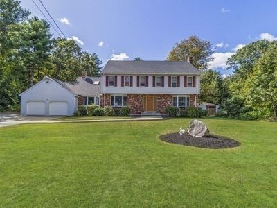 8 Kittredge St, Walpole, MA, 02081