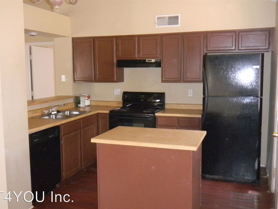 2nd image of 20825 N 22nd Ln