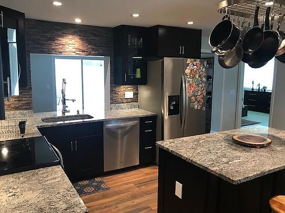 Perfectly Designed 3-Point Work Flow Kitchen For Ease of Food Preparation and Cooking.