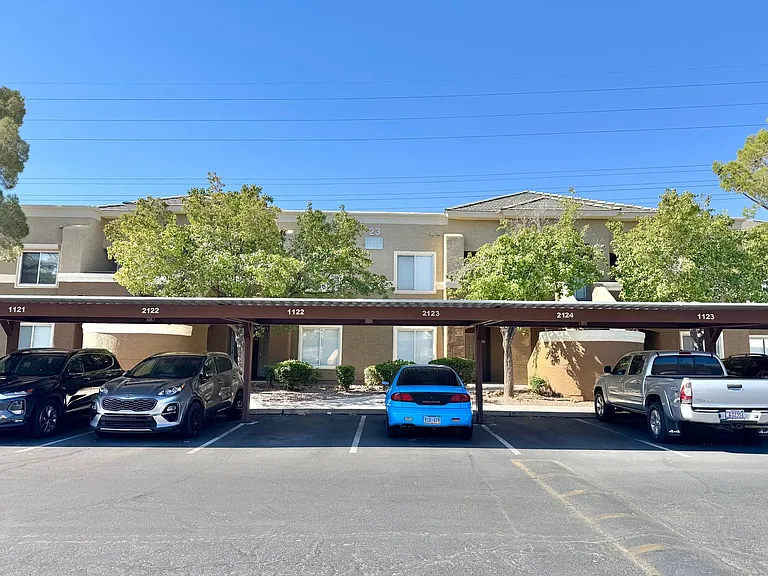 8070 W Russell Rd #2121 — Photo 1