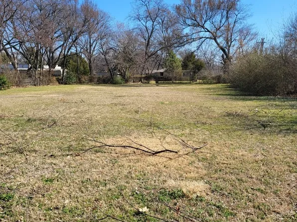 1000 N Bagley St, Dallas, TX 75211