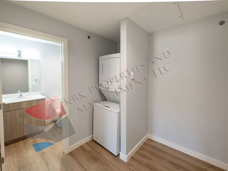 Loma Vista-821 Indiana Ave — Photo 13