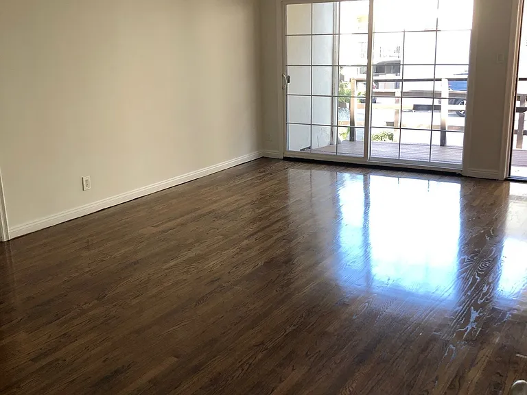 1714 laurel canyon — Photo 6
