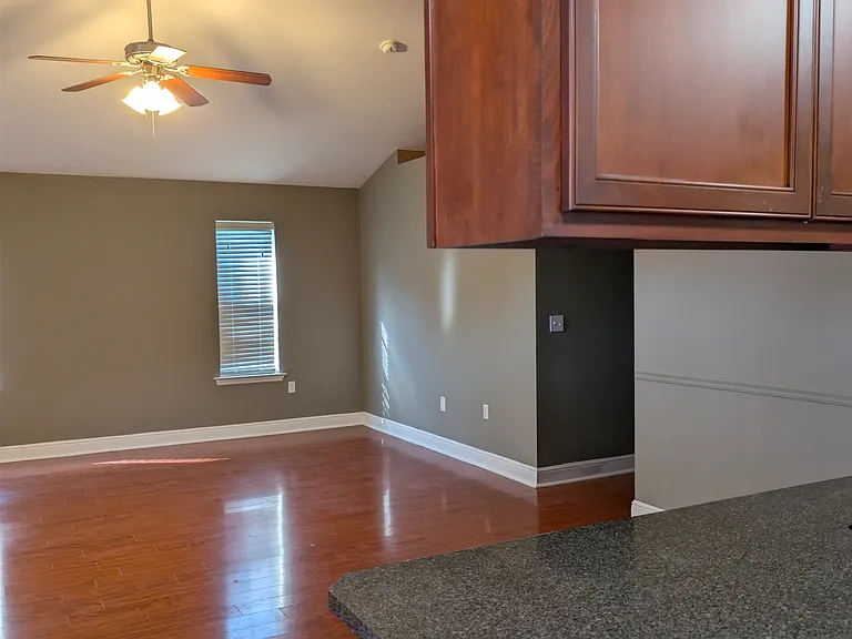 3353 Woodbriar Ln — Photo 13
