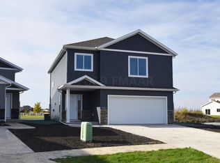 1512 69th Ave S, Fargo, ND 58104