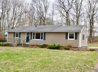 15 Old Coach Rd, East Hampton, CT 06424