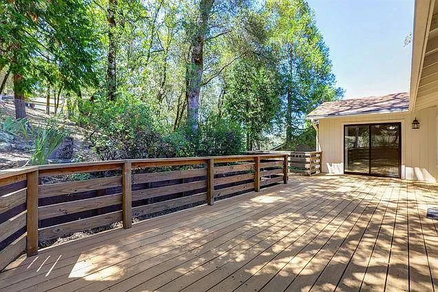 13082 Roadrunner Dr — Photo 25