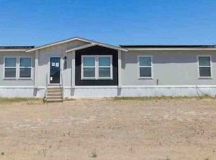 1004 Avenue D, Petersburg, TX 79250