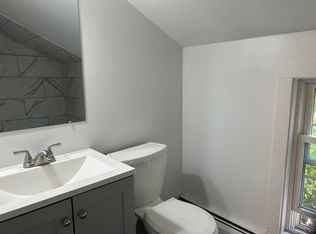 119 Pleasant St, Windsor, CT 06095