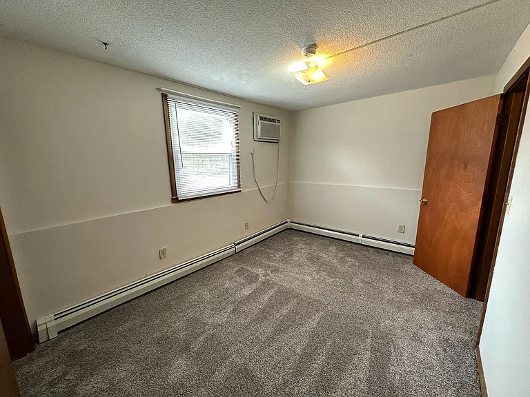 2925 Woodland St — Photo 15