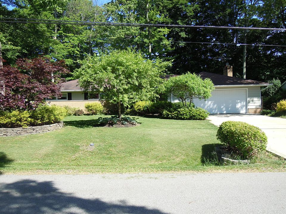 1st image of 664 Meadowood Dr