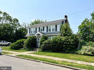 102 Silver Ave, Glassboro, NJ 08028