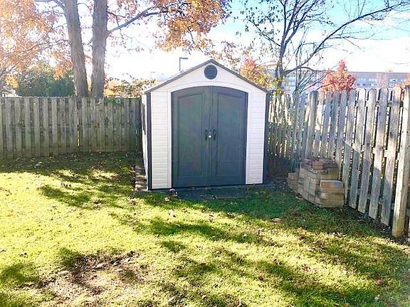 5th image of 4049 Sexton Dr