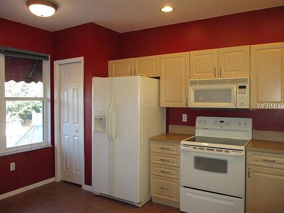 5th image of 1440 Water View Dr W Unit 203