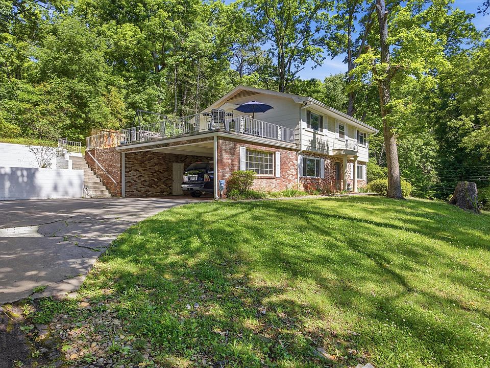1st image of 2417 Hickory Dr NW