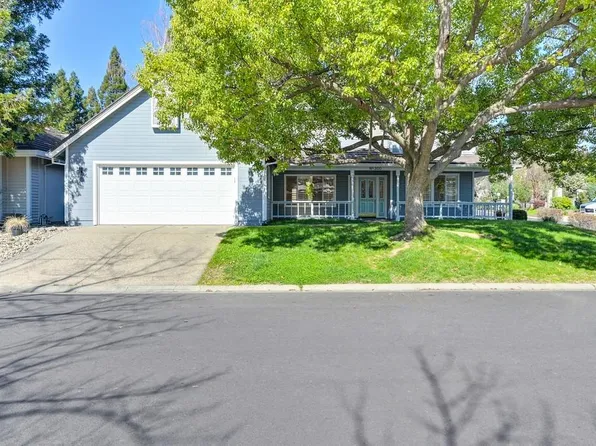 300 Emerson Ct, Roseville, CA 95661