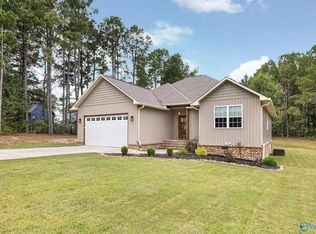 472 Country Club Rd, Albertville, AL 35951