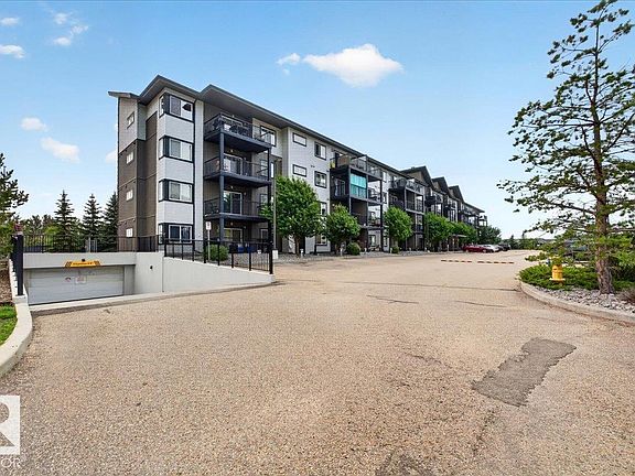 3rd image of 504 Albany Way NW #226