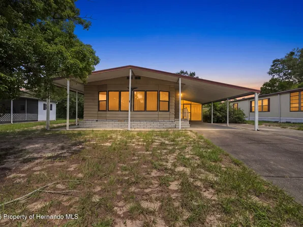 8150 Modena Ave, Brooksville, FL 34613