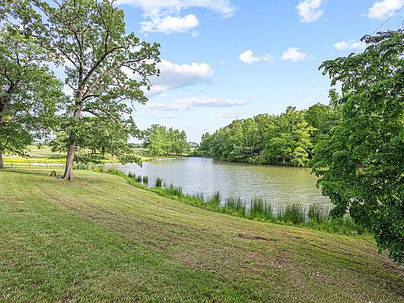 2nd image of 1203 County Road 3100