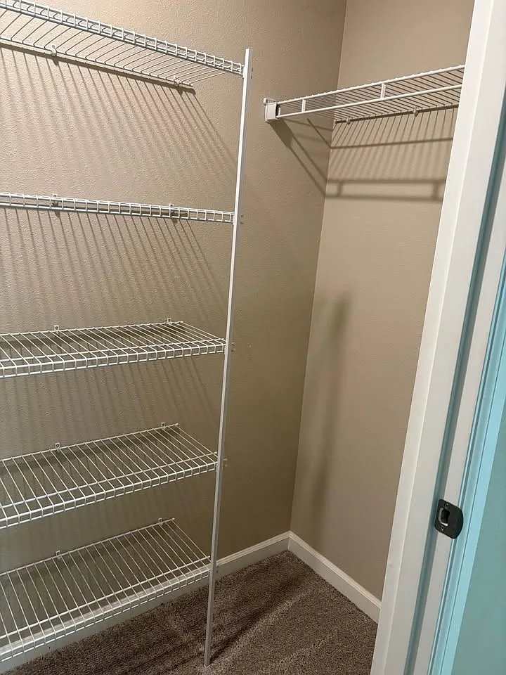 1 bed, 1100 sqft, $1,900 — Photo 2