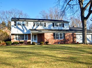 2S375 Burning Trl, Wheaton, IL 60189