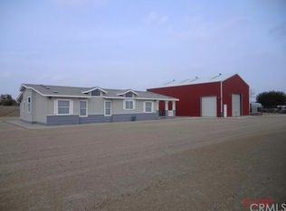 35140 Centurion Ln, Taft, CA 93268