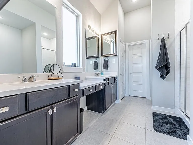 1593 Kessler Dr — Photo 24