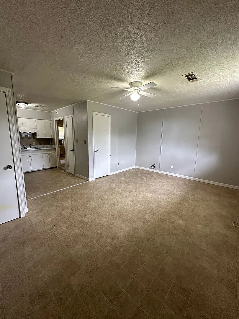 Franklin St. Duplex — Photo 3