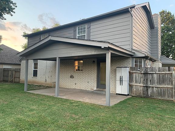 4th image of 7924 N 125th East Ave
