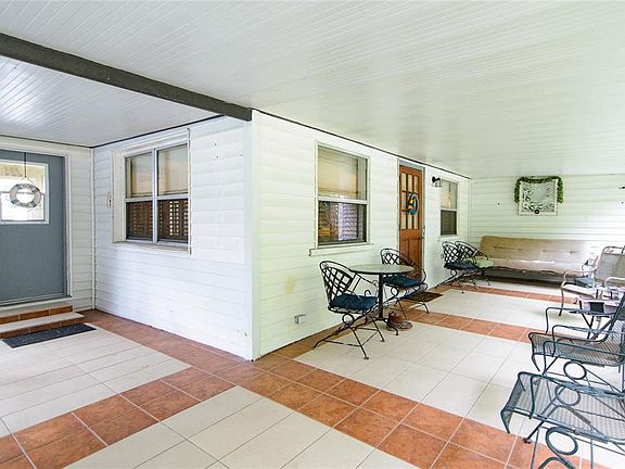5th image of 257 DESOTO AVENUE