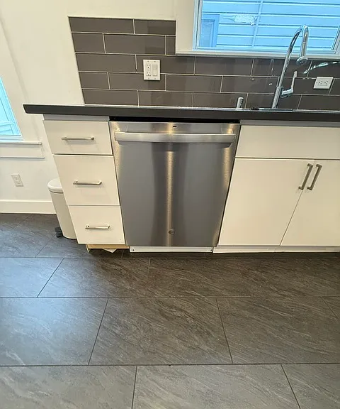 443 15th Ave #1 — Photo 6