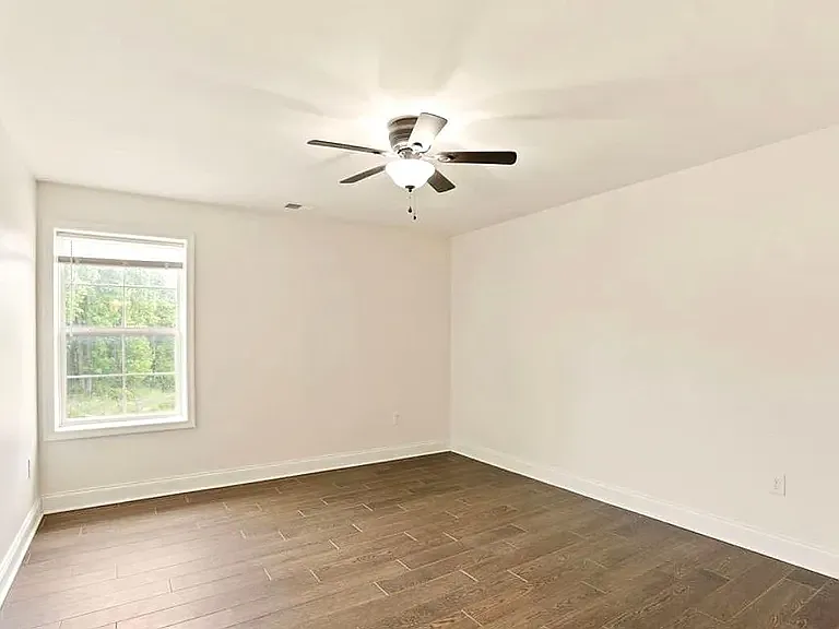 913 Governor Bridge Rd — Photo 4