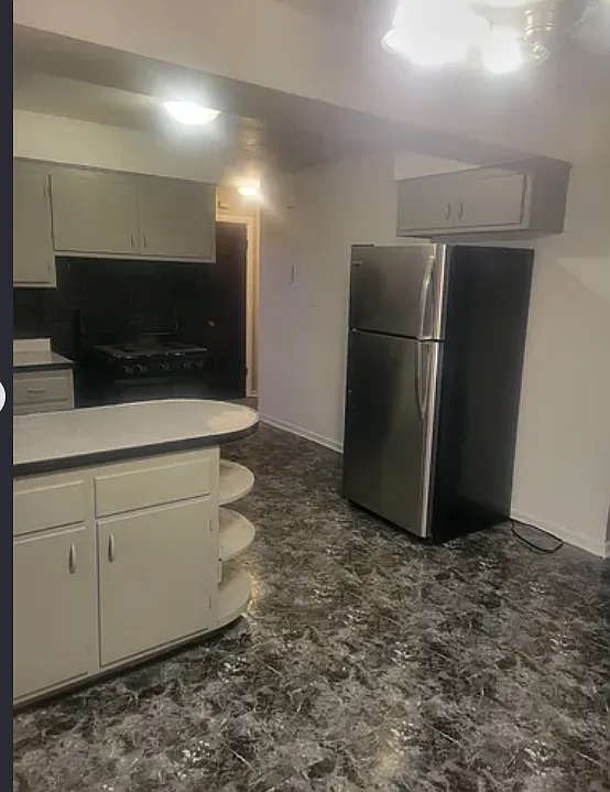 1 bed, 800 sqft, $1,900 — Photo 2