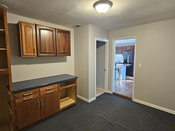 2nd image of 1015 Brookcrest Dr