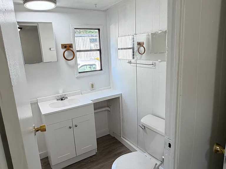 203 Dodge Ave — Photo 12