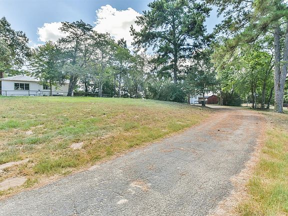 4th image of 48005 Old Houston Hwy