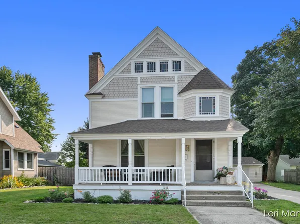 56 Washington St, Sparta, MI 49345