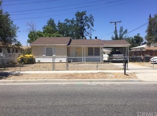 312 E Mayberry Ave, Hemet, CA 92543