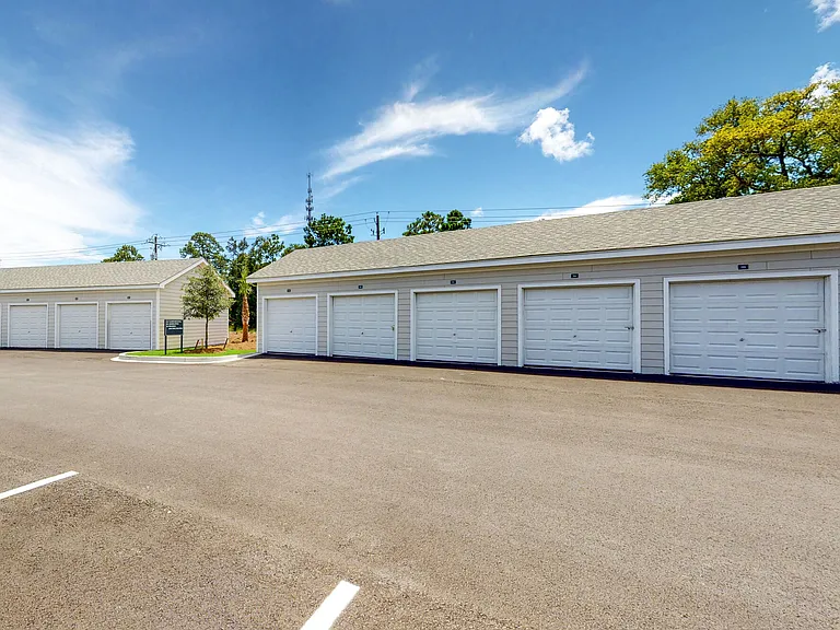 Coastal Club Apartments — Photo 51