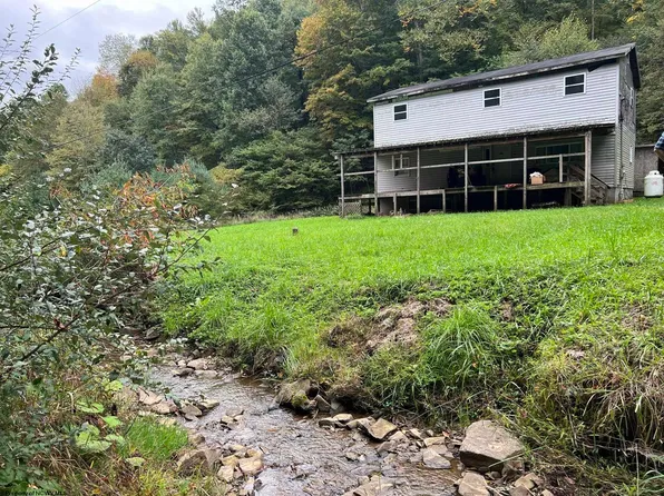 113 Little Buffalo Rd, Rowlesburg, WV 26425