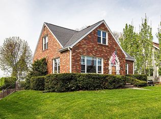 1877 Asbury Rd, Dubuque, IA 52001