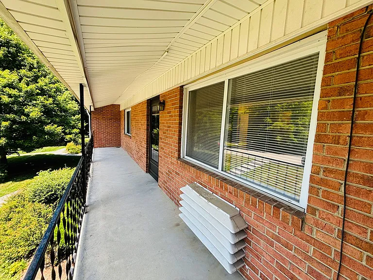 109 Northview Dr #2 — Photo 8